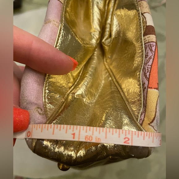 Rosart Vintage Oriental Scene Fabric Rectangle Handbag with Gold Leather Accents - Picture 13 of 16